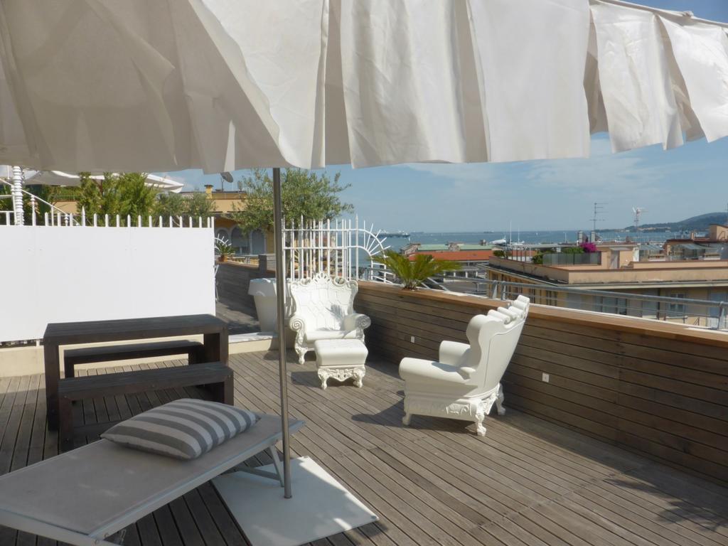 Casa Palmira Apartment Специя Стая снимка